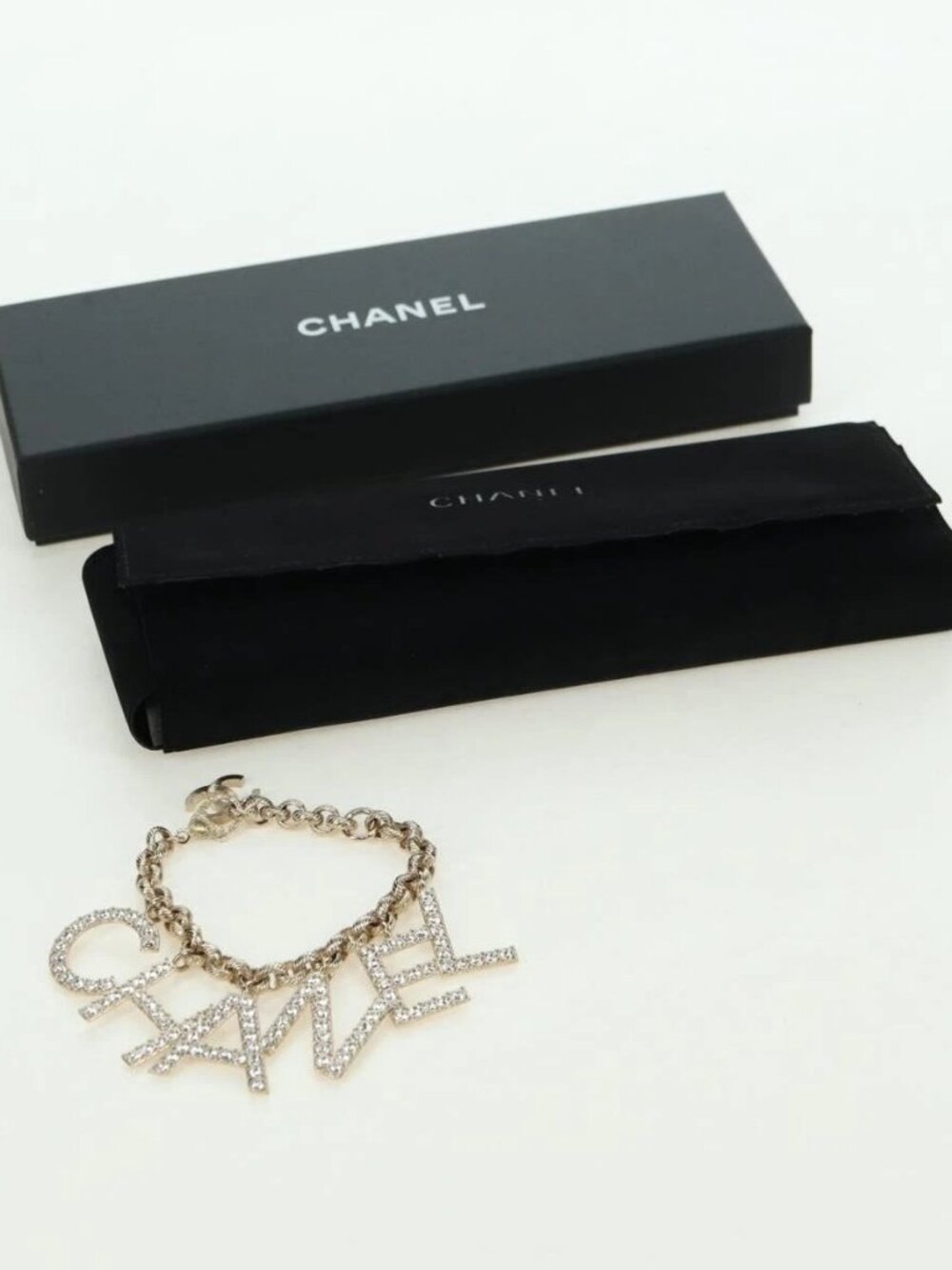 CHANEL Logo Bracelet metal Champagne Gold CC Auth 178800SM
